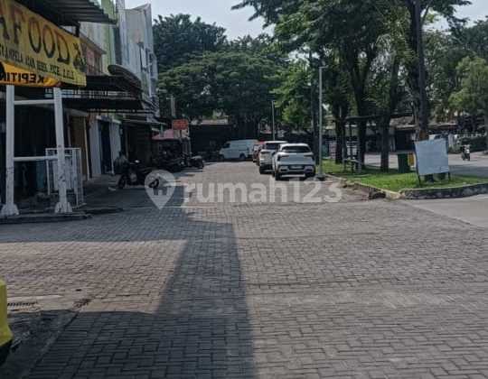 For Sale For Rent Strategic Shophouse in Cikarang Business Center 2