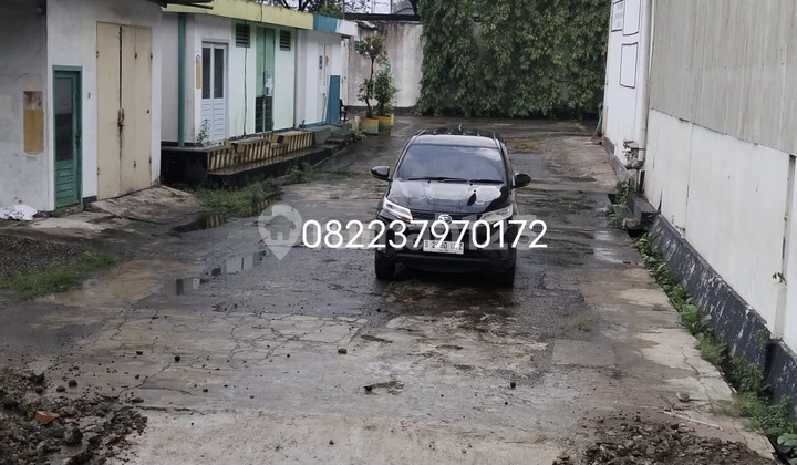 Spacious Warehouse on Jalan Raya Narogong, Bekasi Spacious Warehouse on Jalan Raya Narogong, Bekasi