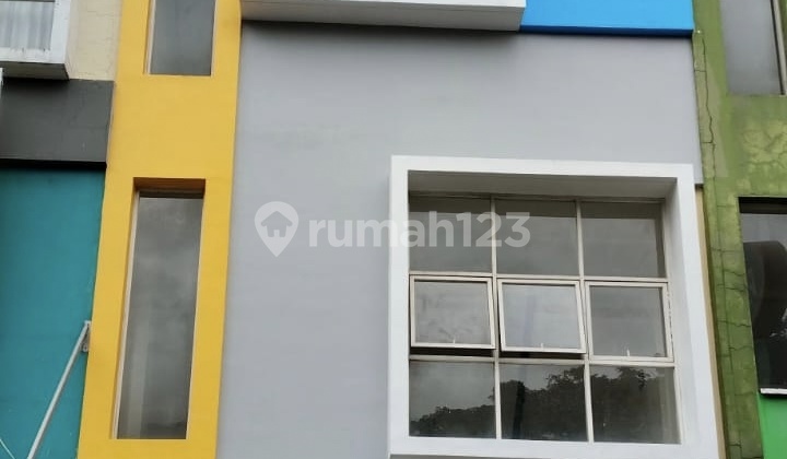 Arana 2.5-Storey Ready-to-Use Shop House in Harapan Indah 2, Bekasi