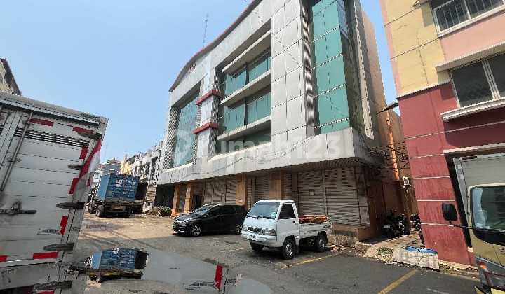 For Rent 4-Story Super Jumbo Shop House at Lodan Center Ancol, North Jakarta For Rent 4-Story Super Jumbo Shop House at Lodan Center Ancol, North Jakarta