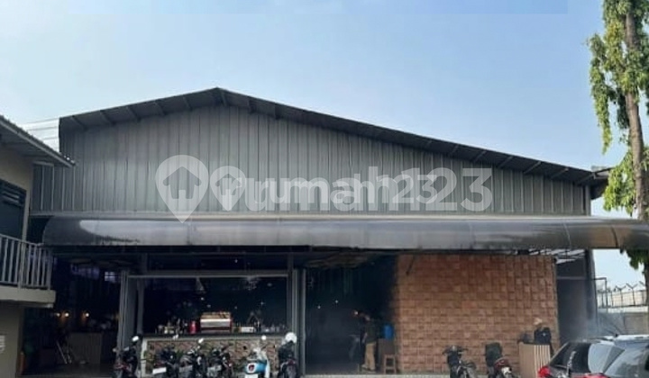 Warehouse Business Space for Rent on Diponegoro Road, South Tambun, Bekasi
