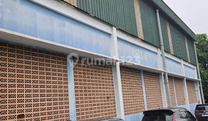 For Sale Strategic Good Location Gor Futsal Badminton Warehouse West Bekasi. For Sale Strategic Good Location Gor Futsal Badminton Warehouse West Bekasi.