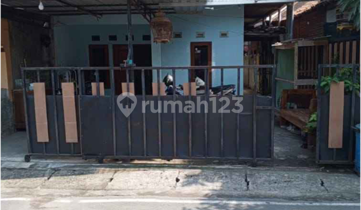 House &amp; Boarding House on Jl Tanjungsari Srondol Kulon, Near Banyumanik &amp; Transmart 1