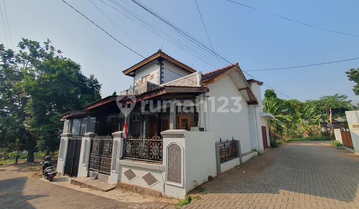 Rumah 2 Lt Plus Bawah Tanah di Jl. Melati, Srondol Wetan, Banyumanik 1