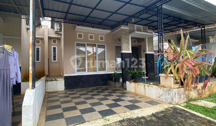 House for Sale in Beranda Bali Cluster, Taman Jimbaran, Near Uptown Mall and Unika Mijen. 2