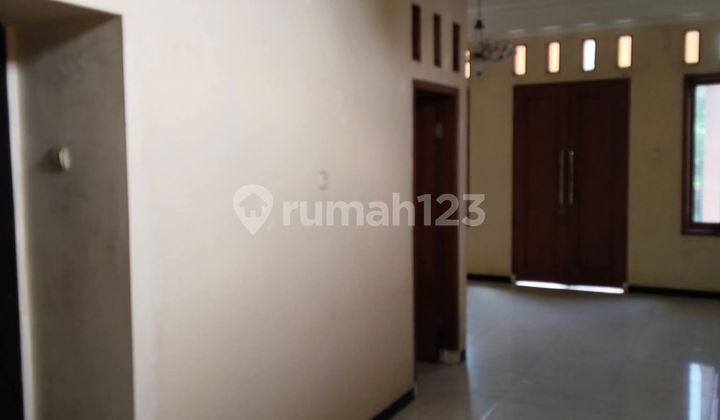 Rumah 2 Lt di Gedang Asri Baru Jl Kalimantan Ungaran Timur 2