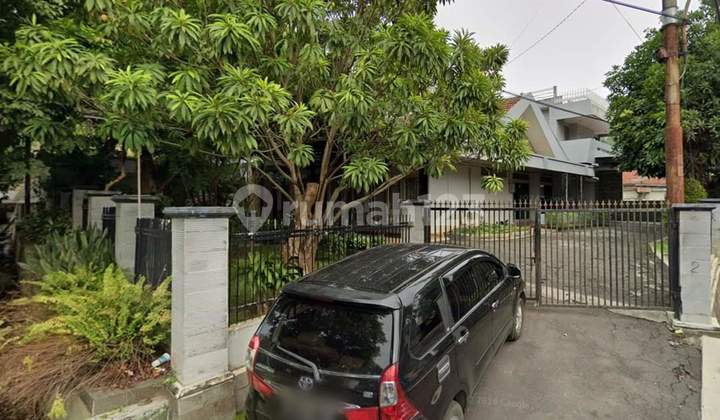 Rumah Full Furnished Di Jl. Kelud Utara Petompon Gajahmungkur Semarang 2