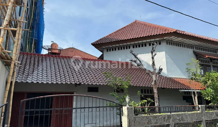 Rumah 2 Lt Posisi Hook Di Pinggir Jalan Raya Supriyadi Pedurungan Semarang 2