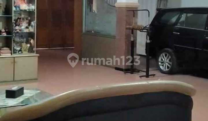 Rumah 2 Lt Semi Furnished Kusen Jati Lantai Granit Nirro Di Jl. Badak Raya Gayamsari 2