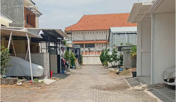 House in The Malibu Residence Pedurungan Tengah Semarang 2