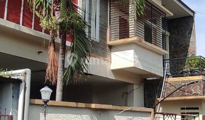 Active Women's Boarding House with 15 Rooms &amp; Ensuite Bathrooms on Singa Street, Kalicari, Pedurungan