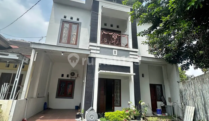 Rumah 2 Lt Posisi Pojok di Villa Mas Banyumanik Dekat Terminal 1