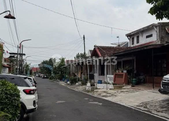 Rumah Jejer di Jalan Ulin Raya Padangsari Banyumanik 2