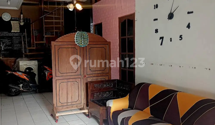 Active Kost 2 Floors at Pasadena Housing Complex, Jl. Candi Intan, Kalipancur 2