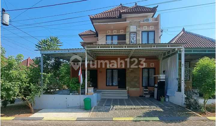 Hook House 2 Floors in Bale Nirvana Housing, Beringin, Ngaliyan 1