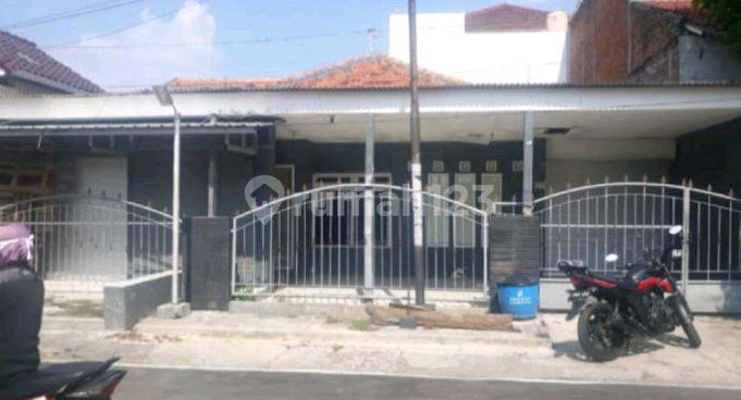 House in Zebra Mukti Barat Near Pedurungan Market, Semarang 1