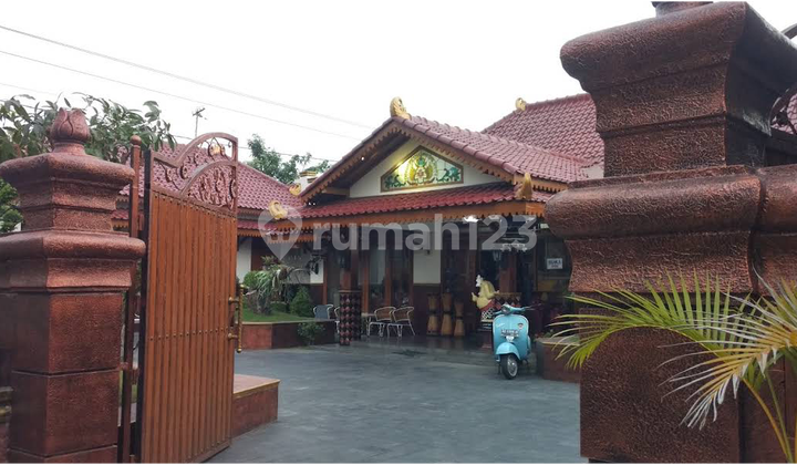 Rumah Etnik Jawa di Langenastran Panembahan Kraton Yogyakarta Rumah Etnik Jawa di Langenastran Panembahan Kraton Yogyakarta