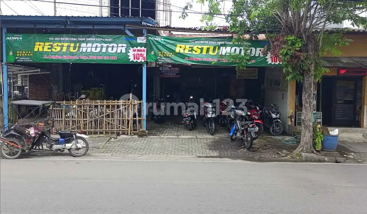 Land on Jl Raya Majapahit Brigjen Sudiarto Gayamsari 1