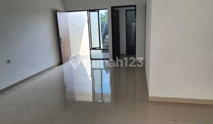 Rumah di Watukaji Gedawang Banyumanik Semarang 2