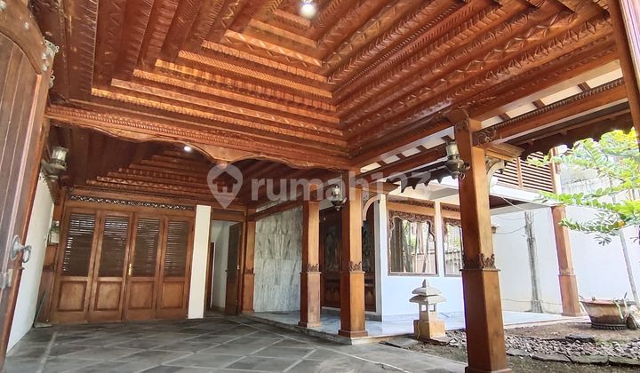 Rumah Ornamen Jati Di Pondok Indraprasta Jl. Brotojoyo, Plombokan 1