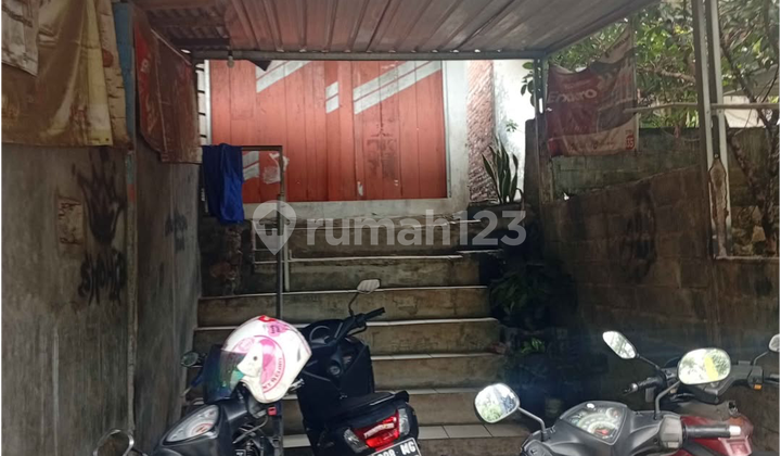 House & Commercial Space on Jalan Raya Gedawang Banyumanik 2