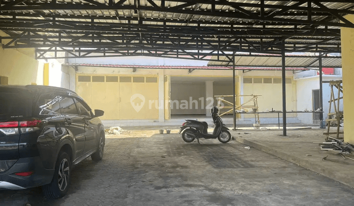 Dijuwal Tempat Usaha Di Jl. Kedungmundu Raya Depan Alfamidi Dekat Unimus 2