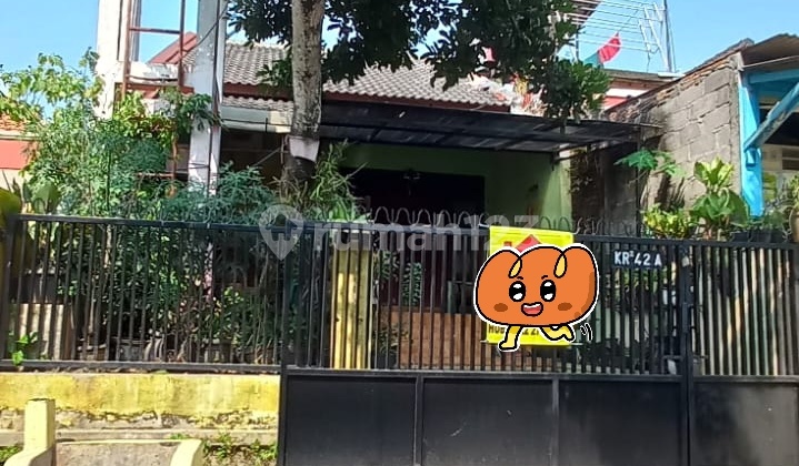 House on Jl Karangrejo 2, Srondol Wetan, Banyumanik 1