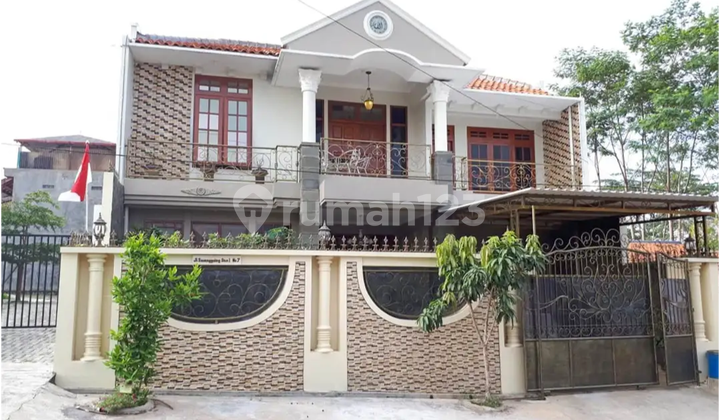 Rumah Mewah 2 LT di Sawunggaling Selatan Dekat Masjid Padangsari Banyumanik 2