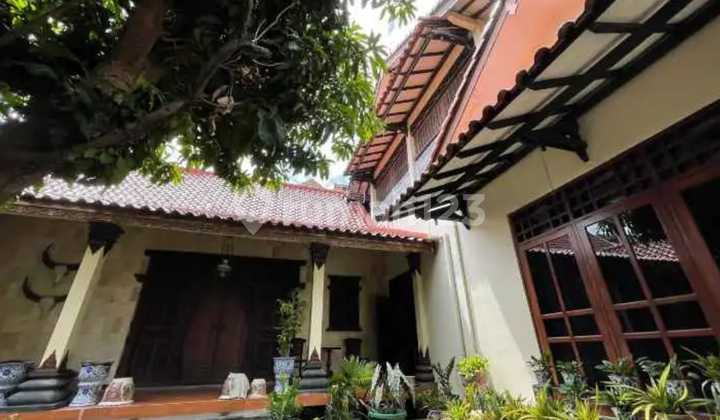 Rumah Hook Di Jl. Sinar Agung Sinar Waluyo Kedungmundu Tembalang Semarang 1