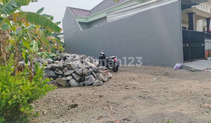 Tanah Kosong Di Taman Pedurungan Tengah Belakang Smp 34 Semarang 1