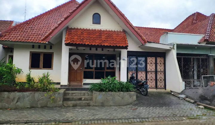 House For Sale In Taman Setiabudi Housing, Srondol Wetan, Banyumanik 1