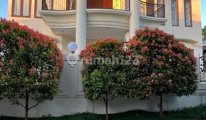 Bulusan Selatan Tembalang Ada Rumah Mewah 2 Lt Posisi Hook Dan Semi Furnished 2