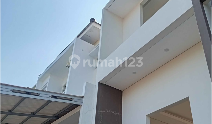 Rumah 2 LT Baru Inprogres 85% di Ivy Park Bsb City Mijen Semarang 2