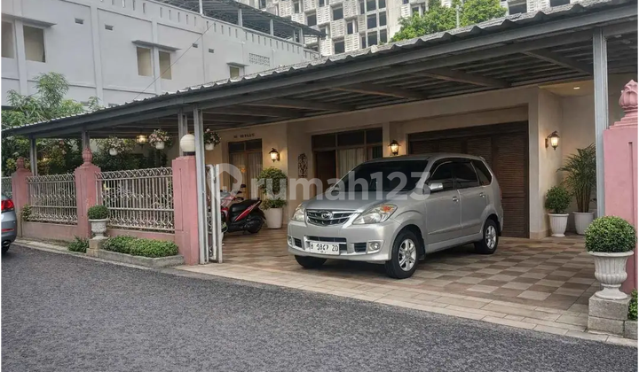 Rumah Asri di Perum Bina Marga Jl Durian Raya Banyumanik Semarang 1