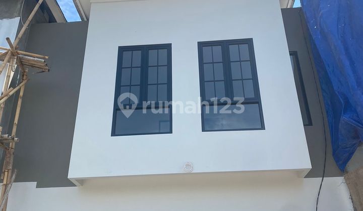 Modern 2-Story House in Green Cosmo Residence, Klipang, Semarang 1