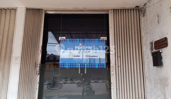 Ruko 3 Lantai di Jl Kedungmundu Raya Tandang Tembalang Semarang 2