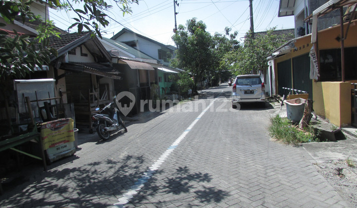 Rumah 1,5 LT Plus Kios di Jl Arya Mukti Selatan Pedurungan Lor 2