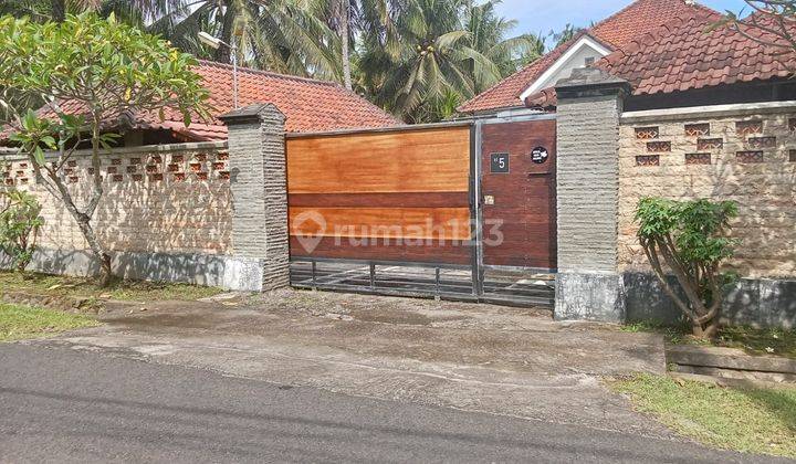 Rumah Nyaman Dengan Kolam Renang di Yehkuning, Jembrana, Bali 2