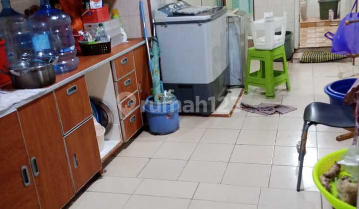 Rumah Kos Murah dengan Luas Tanah 190M2 Akses 2 Mobil Bebas Banjir