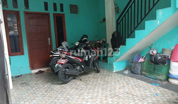 Cheap Boarding House with Shop Bonus in a Strategic Area