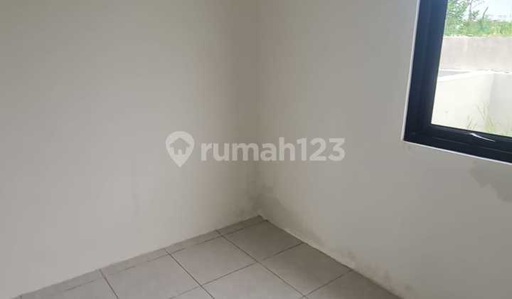 Spacious House in Podomoro Tenjo City Near Tenjo Commuter Line Station