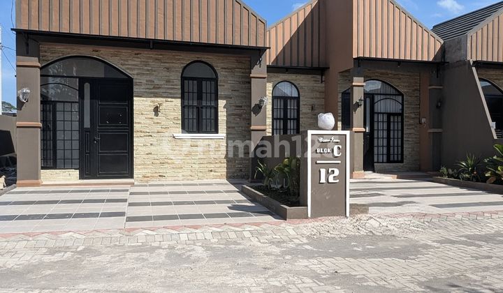 Rumah Eropa Modern Area Strategis Undip Tembalang Semarang 2