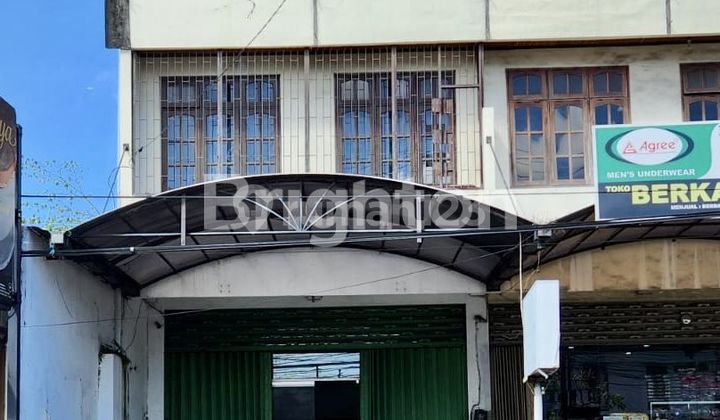 RUKO 3 LANTAI  PINGGIR JALAN RAYA DENPASAR 1