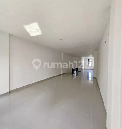 Termurah Disewakan Ruko Boston Pik2 4.5x15 Termurah Disewakan Ruko Boston Pik2 4.5x15