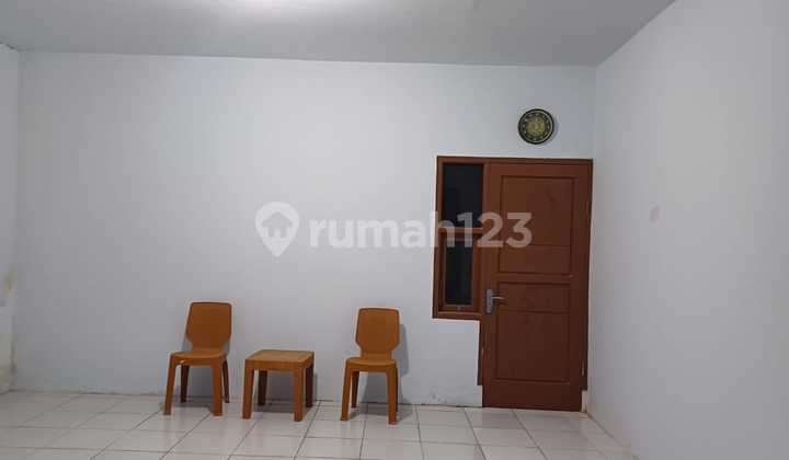 For Sale New Ready-to-Use Shop House. Ready for Culinary Business, Etc. 1