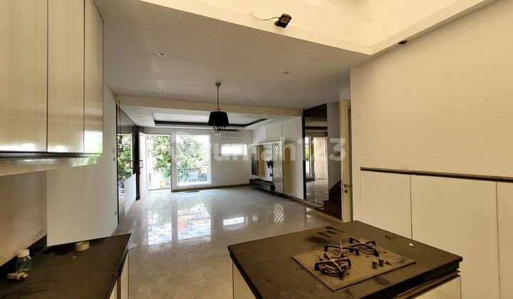 Rumah Layar Permai 3.5 Lantai Siap Huni Baru Renov