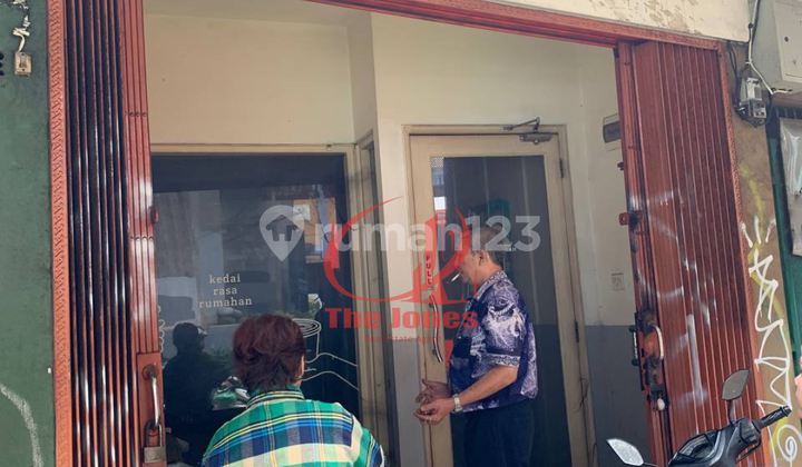 Ready to Occupy Shophouse in Setiabudi, 1 Floor, Flood-Free Ready to Occupy Shophouse in Setiabudi, 1 Floor, Flood-Free