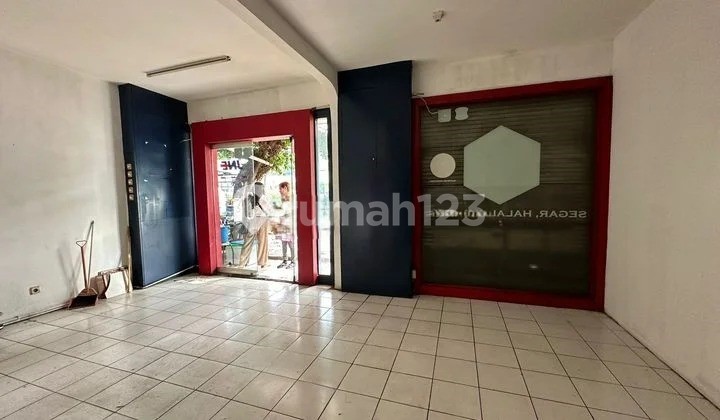 For Rent Commercial Building in Jatinegara Area, East Jakarta For Rent Commercial Building in Jatinegara Area, East Jakarta
