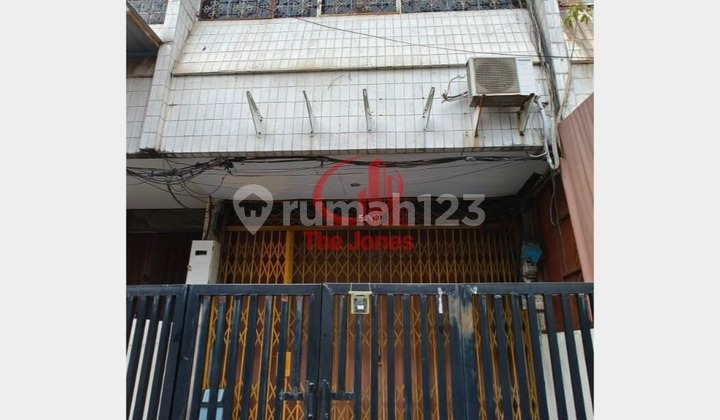 Disewakan Ruko 4,5 Lantai Kawasan Tambora Jakbar Dgg01-0292Jb