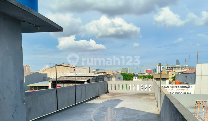 Ready to Occupy, Shop House, 1 Floor, Freehold Title, Flood-Free 2